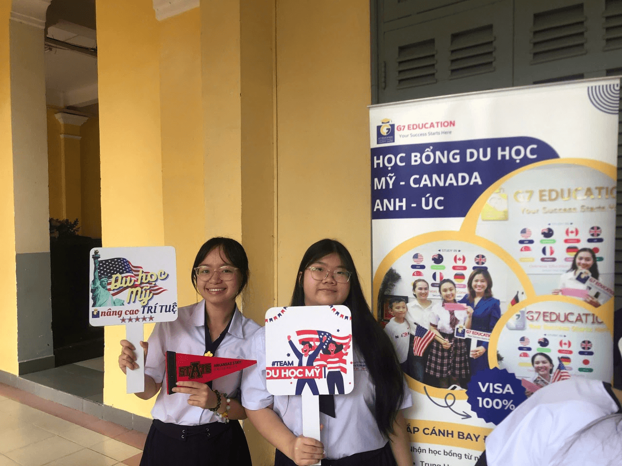A-State ghé thăm THPT Nguyễn Thị Minh Khai - TP.HCM