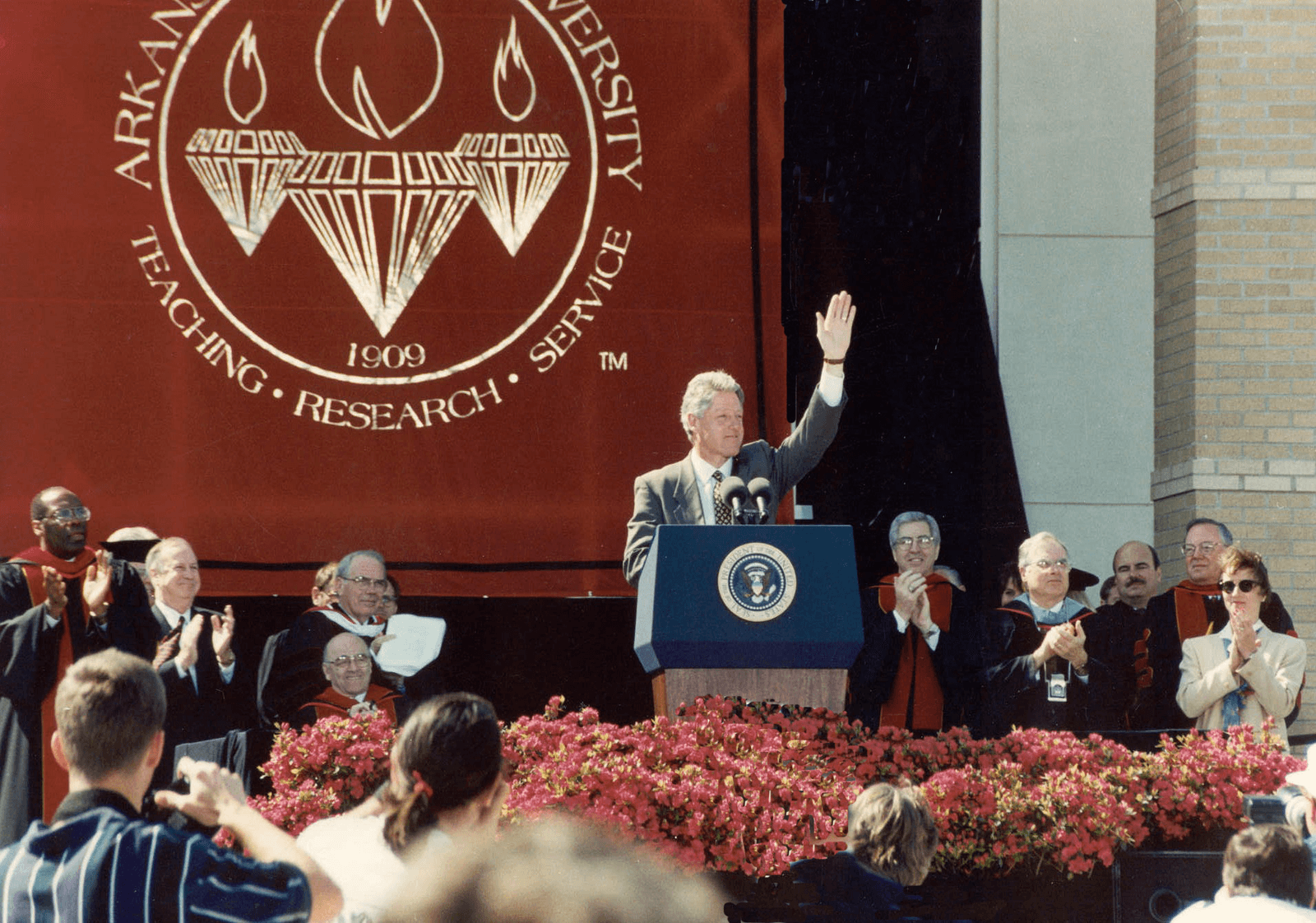 Tổng thống Bill Clinton và A-State