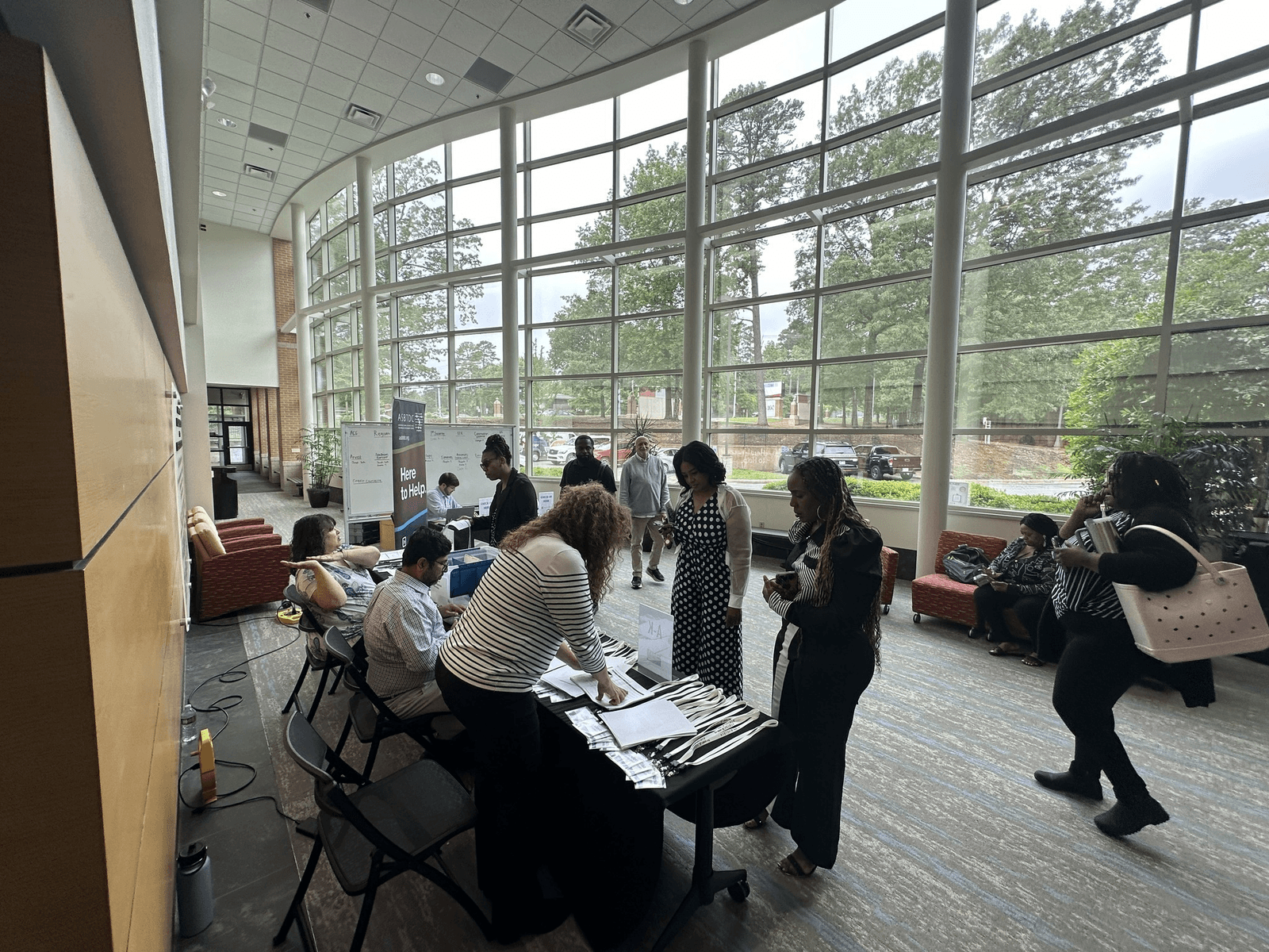 Hỗ Trợ Khởi Nghiệp và Phát Triển Doanh Nghiệp tại Đại học Arkansas State