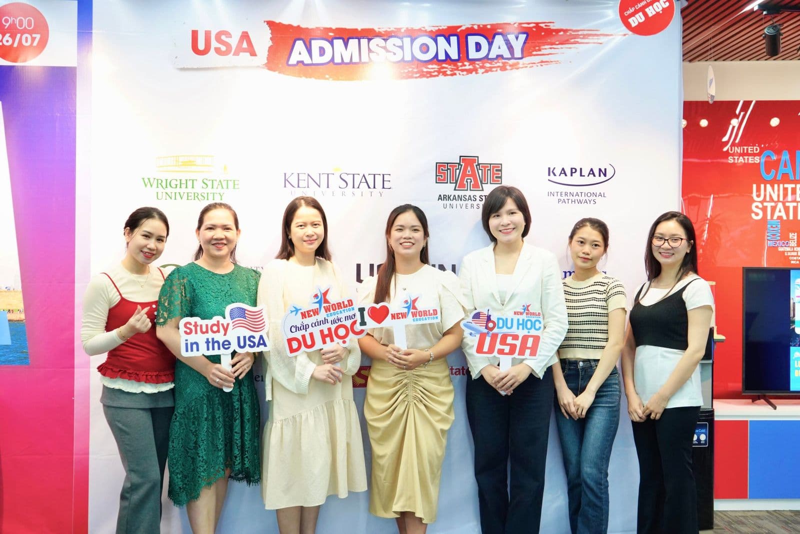 Đại Diện A-State Gặp Gỡ Sinh Viên Việt Nam Tại Sự Kiện USA Admission Day